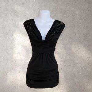 DAYTRIP BLACK SEQUINED TOP